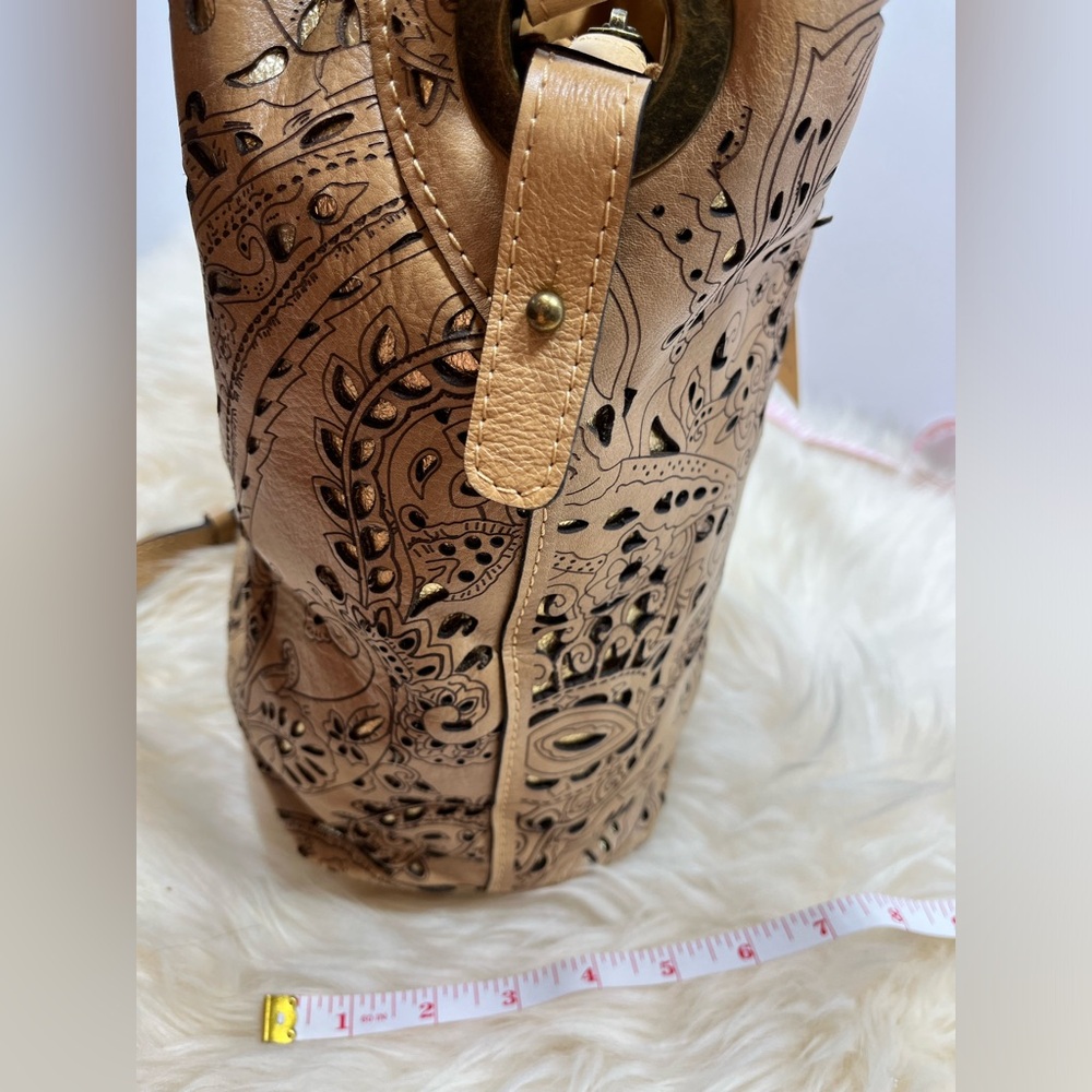 Patricia Nash Laser Lace Vilani Leather Tote with Metallic Gold leather undercut - Picture 15 of 17